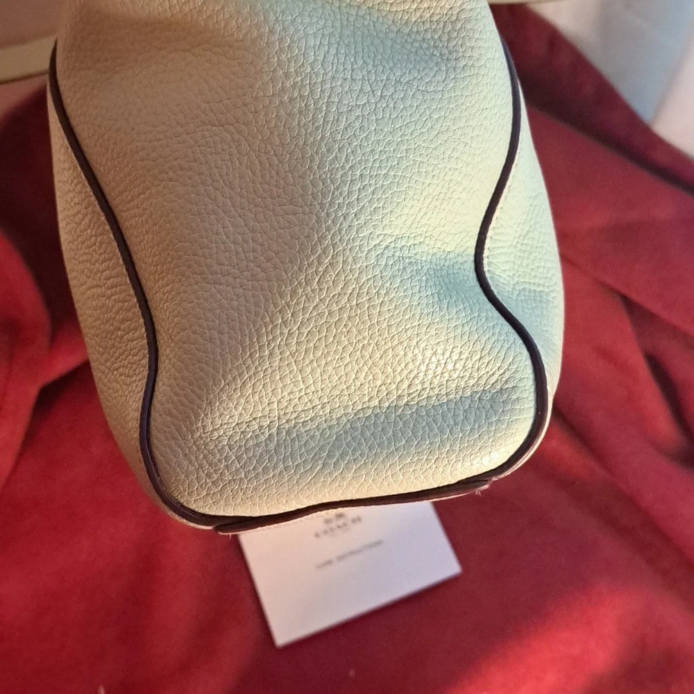 Coach Prairie Soft Seafoam Green Pebble Leather Satchel/Crossbody Like New - Picture 10 of 11